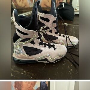 Custom Swarovski Rhinestoned Women’s Nike Air Max Boxing Shoe